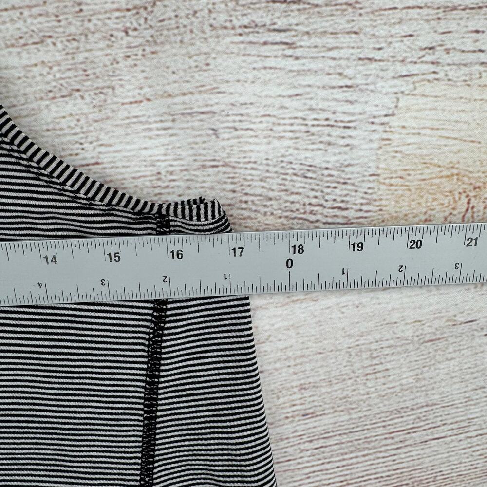 Lululemon Striped Split Back Performance Tank Top… - image 5